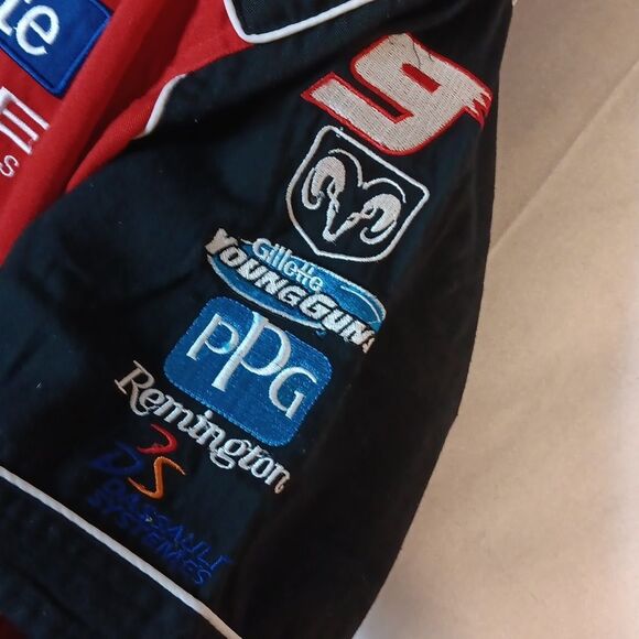 Budweiser Chase Nascar Red Racing Team Shirt for Men - Picture 5 of 8